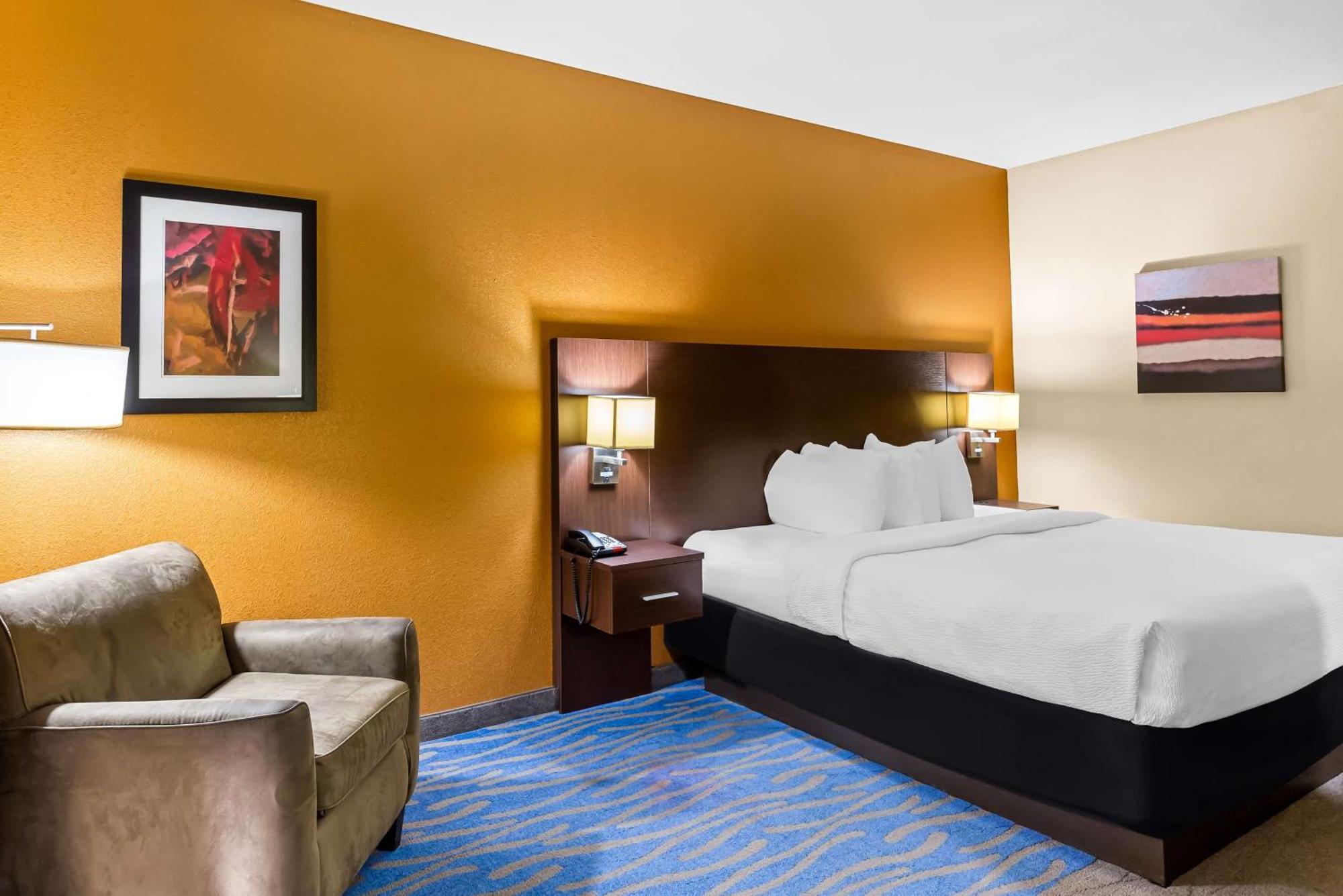 Best Western St. Louis Airport North Hotel & Suites Hazelwood Exterior photo